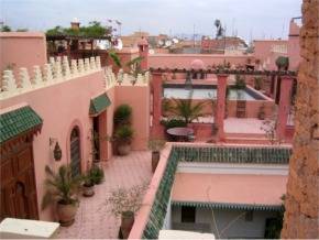RIAD TINMEL Hotel Marrakech Riad Marrakech :  services enfants