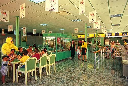 Hotel Rivoli Hotel Casablanca Riad Casablanca :  services enfants