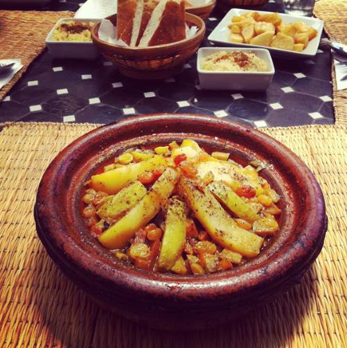 Sunset Surf House tamraght Hotel Agadir Riad Agadir :  Restaurant