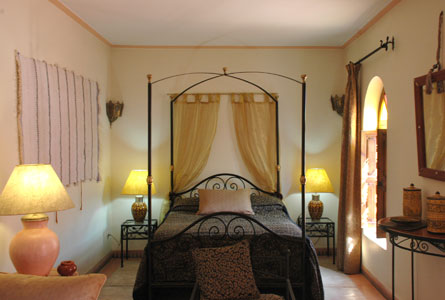 RIAD TINMEL Hotel Marrakech Riad Marrakech : Exemple de chambre