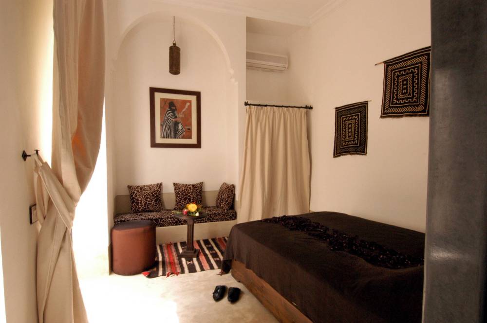 RIAD DAVIA Hotel MARRAKECH Riad MARRAKECH : Exemple de chambre